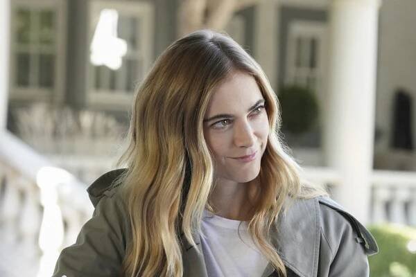 Emily Wickersham - NCIS - Námorný vyšetrovací úrad - Na Solar - Z filmu