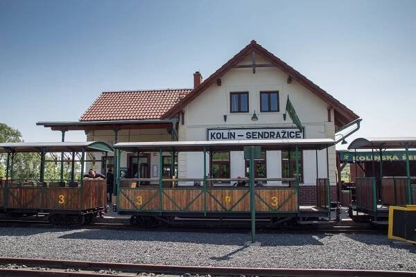 Kolín – Sendražice – Váňovi