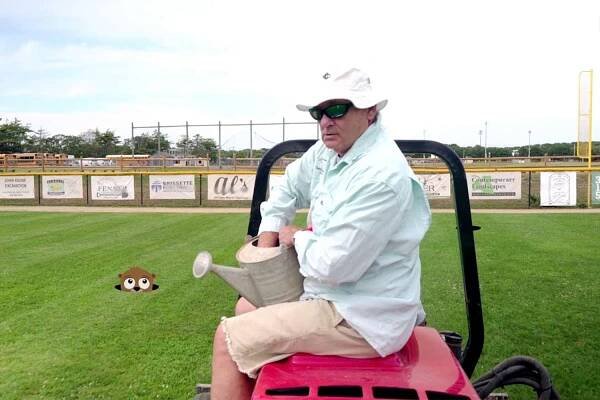 Watch Bill Murray channel 'Caddyshack' in exclusive clip for new baseball series