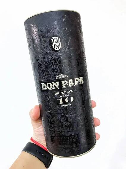 Don Papa 10y 43% 0,7 l krásná černá tuba