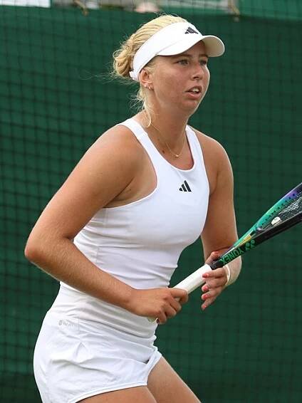 Clara Tausonová – Wikipedie