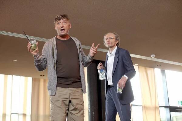 Vitasek? - Menschen im Hotel - Z filmu - Andreas Vitásek, Günter Franzmeier