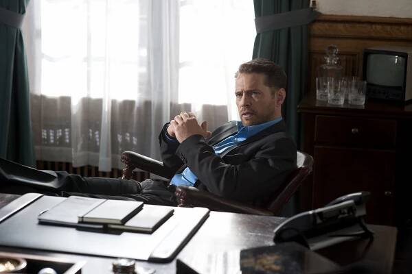 Call Me Fitz - Teetotal Recall (S03E09) (2012)