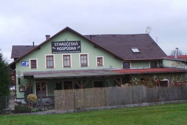 Staročeská hospoda 500 m - Apartmány Pavel
