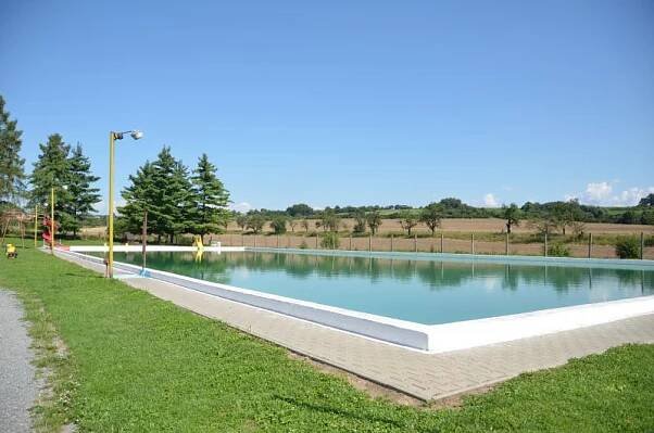 Koupaliště Semčice - Aquaparky, bazény - Český ráj