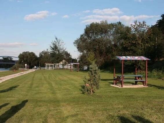 CAMP DOBŘICHOVICE JEZ carousel-image-19