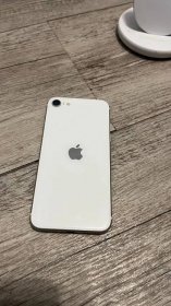 Apple iPhone SE (2020) 64GB white + Qi bezdrátová nabíječka - Mobily a chytrá elektronika