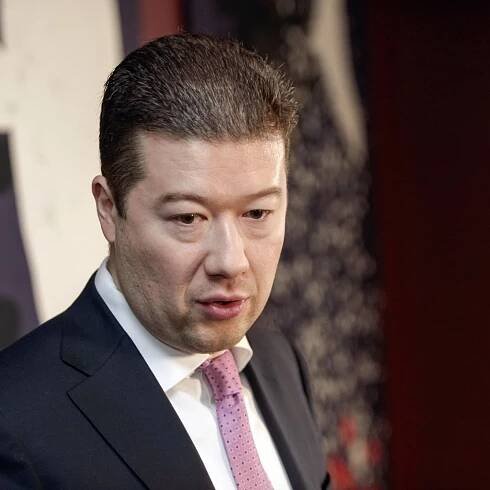 Czech far-right leader Tomio Okamura urges citizens to walk pigs near mosques to defend country from Islam