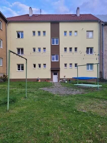 Pronájem bytu 3+1 Holešov | Název RK