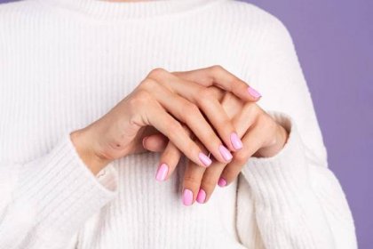 Růžové ombré nehty: Probuďte v sobě romantickou duši v 6 krocích