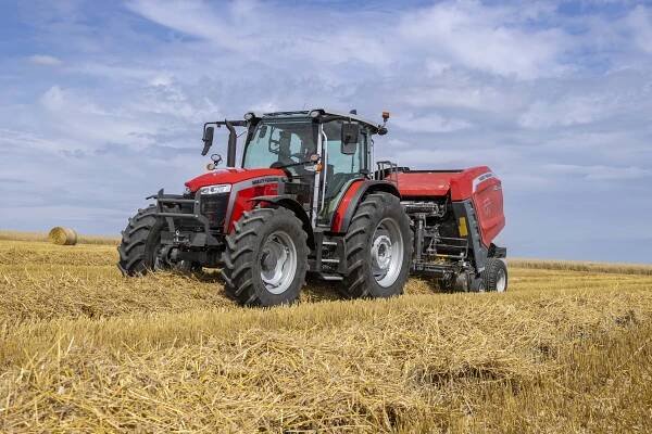 Traktor Massey Ferguson 5M zabodoval v soutěži Red Dot Award v kategorii Product Design 2025