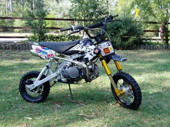 Thumpstar | Katalog motocyklů a motokatalog na Motorkáři.cz