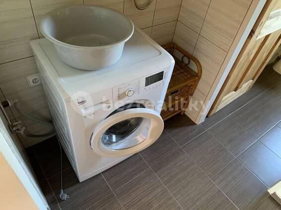 Pronájem bytu 2+kk 55 m², Hlavní, Karlovy Vary, Karlovarský kraj