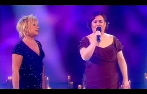 Susan Boyle duets with Elaine Paige December 2009 - "I know Him So Well"