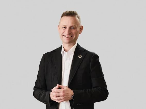 Radim Pařík je spoluautorem nové knihy Chrise Vosse o empatickém řízení lidí