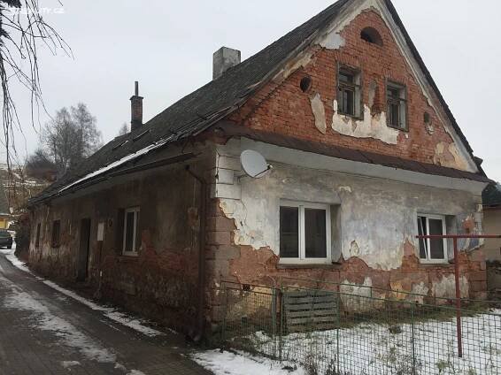 Prodej  rodinného domu 323 m², pozemek 323 m², Tovární, Nová Paka