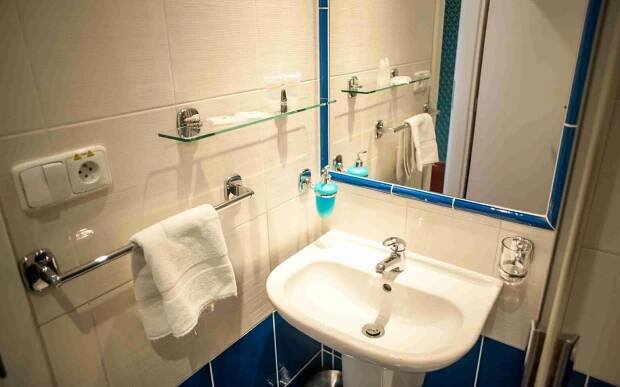 Adršpach: Hotel Tommy **** se snídaní formou bufetu a relaxací v bazénu a vířivce + sleva na wellness služby