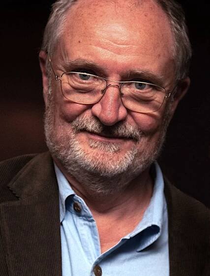 Jim Broadbent - wikiital.com