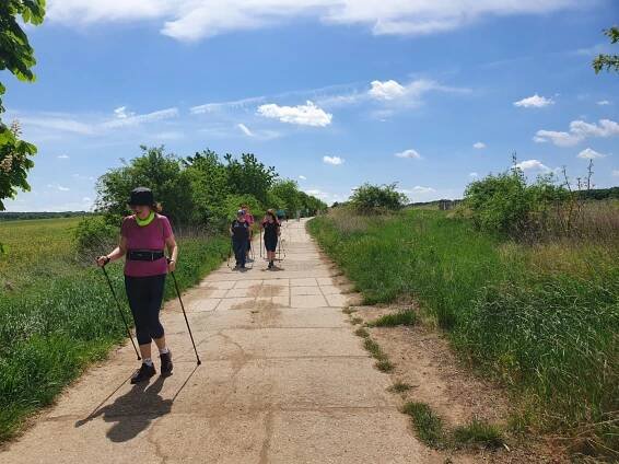 Škola chůze - Nordic Walking - Fotky z akce: Z Uhříněvsi do Běchovic 