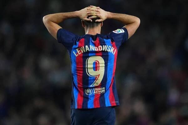 Hráči fotbalové Barcelony poděkovali za přízeň ruským fanouškům. Dynamo Kyjev jim radí, aby se přihlásili do ruské ligy - Přehledně 24