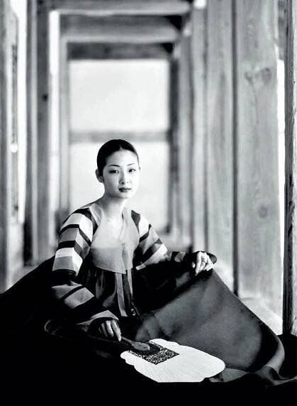 Hanbok Designer: Revival of a Lost Art - Magnifissance