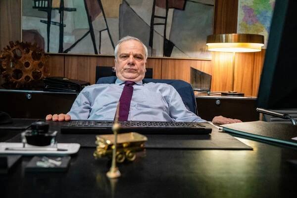 Eichwald, MdB - Vor Arbeit ganz grau - Z filmu - Bernhard Schütz