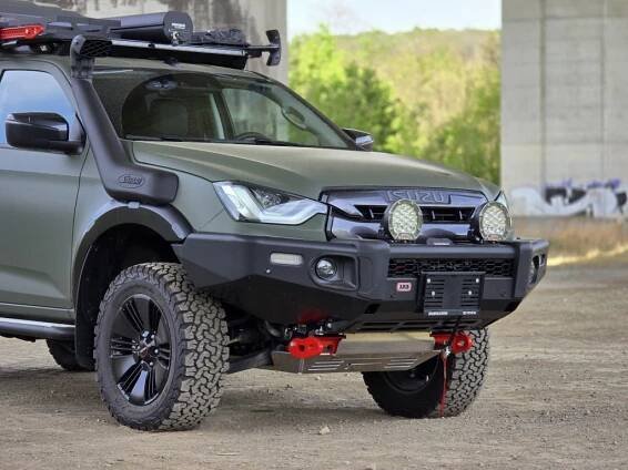 ISUZU D-MAX EXPEDIČNÍ SPECIÁL | DAJBYCH 4x4