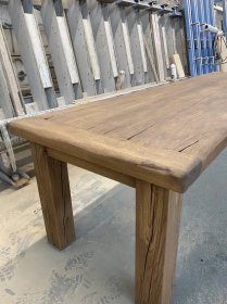 Masivní dubový selský stůl — Dubové řezivo - S láskou k dubu