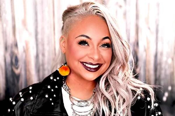 Raven-Symoné Says She Lost 28 Lbs.: 'I Got a Whole Different Face Going On'
