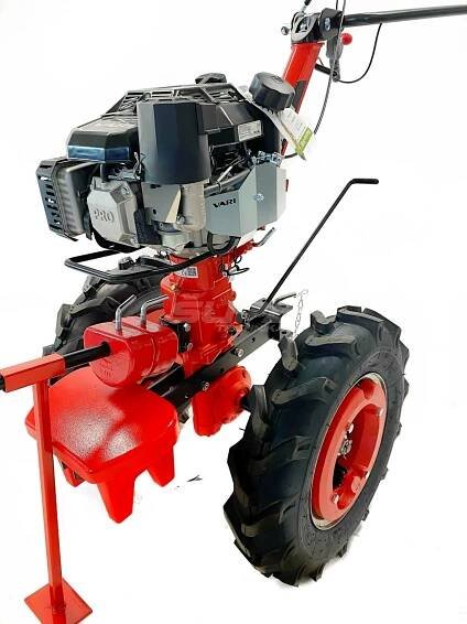 Malotraktor VARI KOHLER Command Pro CV 224 OHV 4