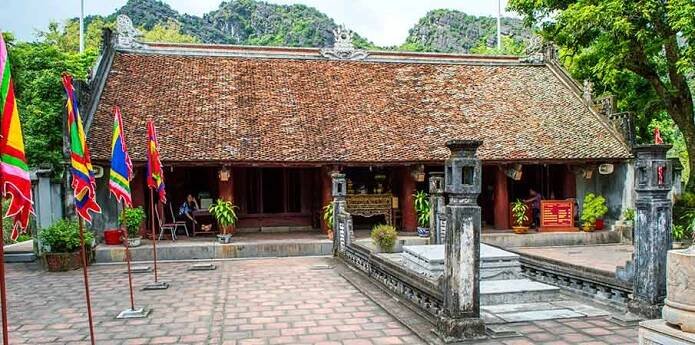 Palác Le Dai Hanh v Hoa Lu