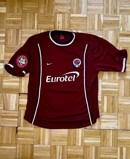 Originál hráčský dres R. Michalík, AC Sparta Praha, sezóna 2000/01 - Vybavení pro kolektivní sporty