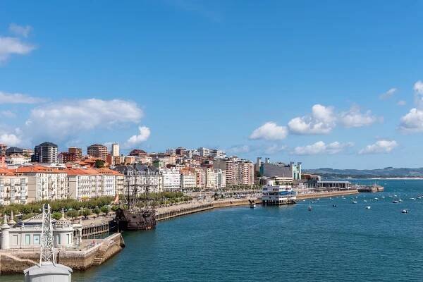 Santander City Tour on E-bike - Dream Bikes Cantabria