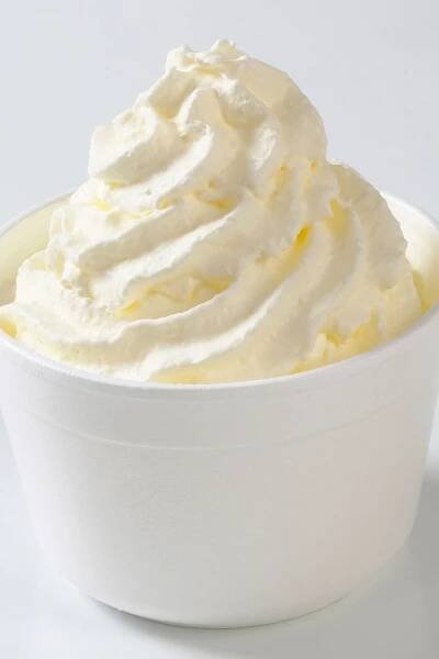 What Is Heavy Cream - Spatula Desserts