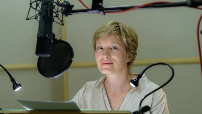 Helena Dvořáková čte na Dvojce z knihy Eleny Ferrante Temná dcera | foto: Khalil Baalbaki,  Český rozhlas
