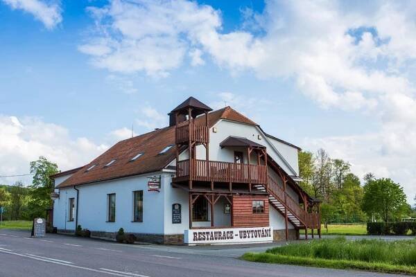Penzion Country Steak Restaurant - NEJLEPŠÍ CENY ubytování ve městě Lanškroun