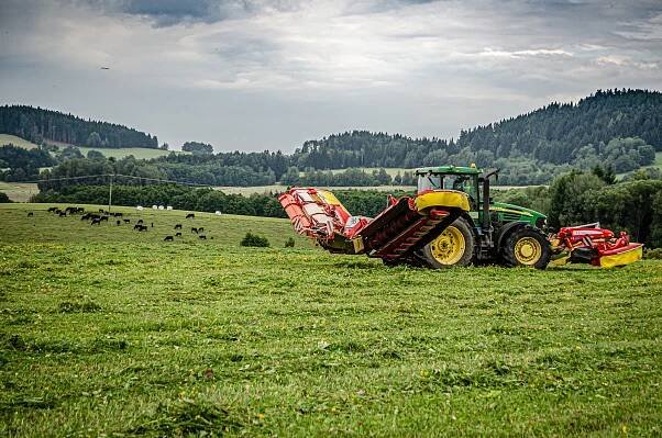 Pöttinger Novacat A 10 CF | Články | AGROZET - náhradní díly, zemědělské stroje a technika