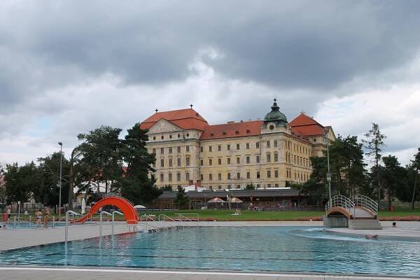 Koupaliště Louka