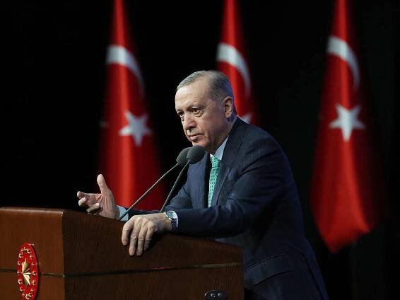Je to upír a živí se krví, prohlásil Erdogan o Netanjahuovi po zásahu u Rafáhu