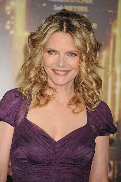 Herečka Michelle Pfeiffer (53) porazila čas a vypadá famózně. Bez jediné plastiky!
