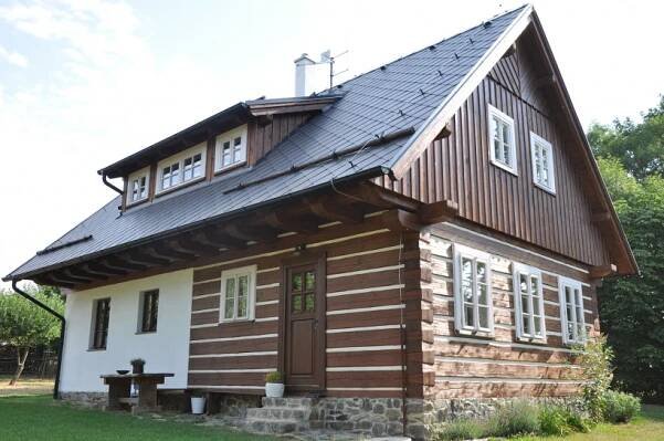 Roubenky - Pila Novotný Jilemnice, stavební a truhlářské řezivo, dřevostavby