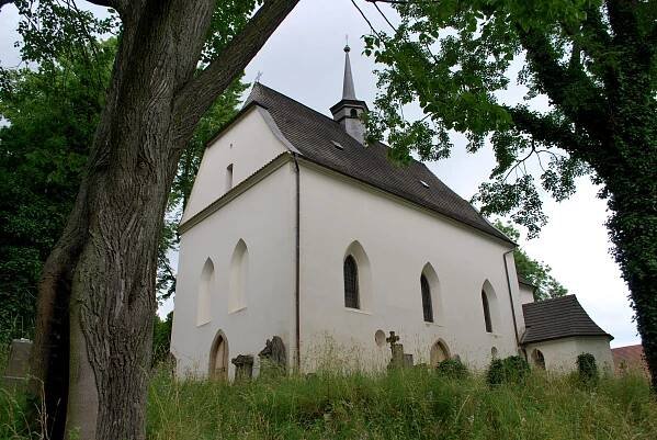Kostel_sv._Vojtěcha_(Havlíčkův_Brod),_Ledečská,_Vojtěšská,_Havlíčkův_Brod.jpg