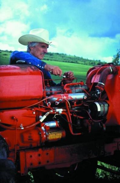 Seduction in a Small Town - Z filmu - Dennis Weaver