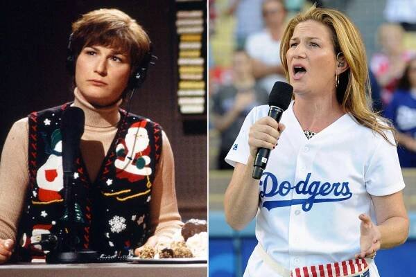 'SNL''s Ana Gasteyer Says a Fan Once Yelled 'Schweddy Balls!' When She Was Singing the National Anthem