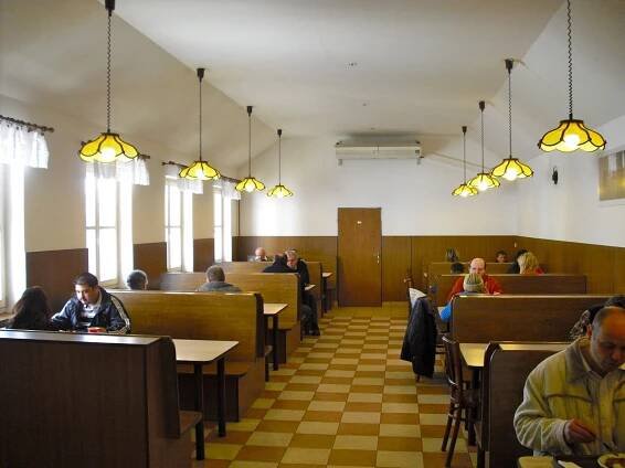 Samoobslužná jídelna Jičín - Jídelna Trefa - Hotel Paříž