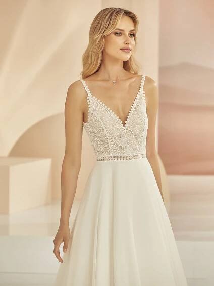 Bianco Evento Victoria - Svatební salon Caxa Olomouc - svatební šaty a společenské šaty. Svatby na klíč.