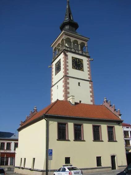 Dobruška - radnice - Orlické hory a Podorlicko - oficiální turistický portál