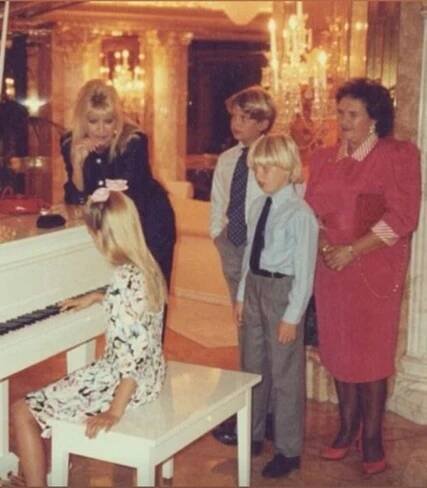 „Happy Birthday, Babi.“ Ivanka Trumpová dojemně oslavila 97. narozeniny Marie Zelníčkové