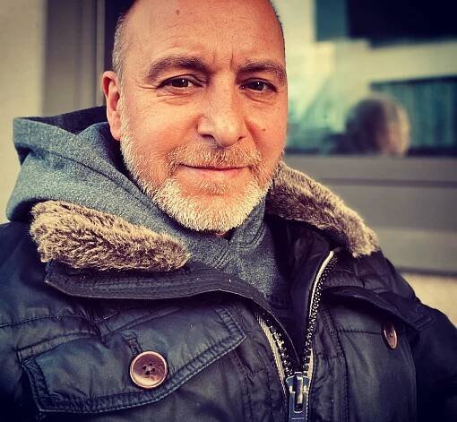 Erdoğan Atalay – herec, scénarista, spisovatel,a producer, malíř a podnikatel – Erdogan Atalay Czech Fan stránka