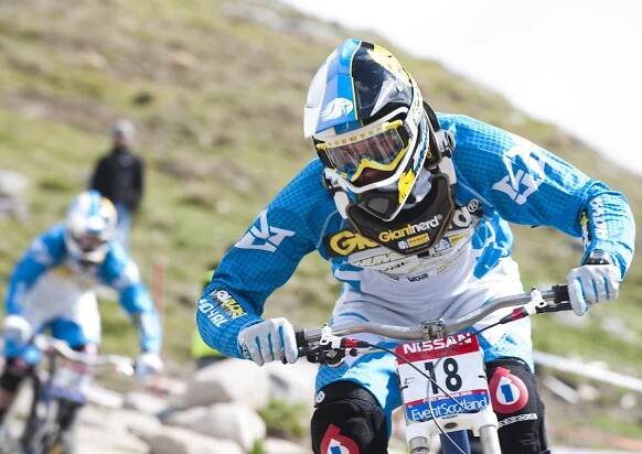 Stephen Hughes // Gallery // World Cup DH 09 // Fort Bill